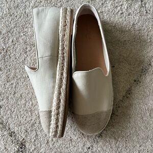 Universal thread cream espadrilles 8.5 NWOT
